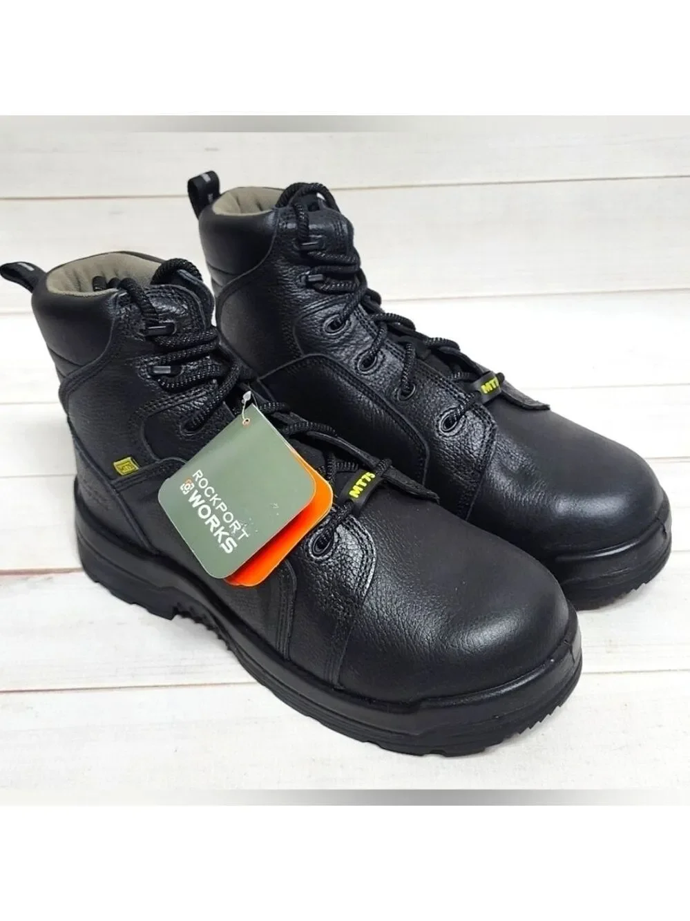 New Rockport Black 6